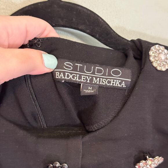 Studio Badgley Mishka Mini Shift Dress Womens M Black Evening Floral Rhinestones - Picture 7 of 9